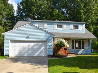 5123 Hickory Dr, Lyndhurst, OH