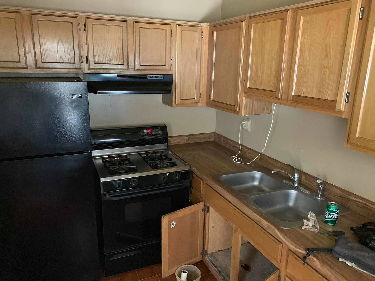 2 bed, 1.0 bath, 849 sqft, $1,500 — Photo 4