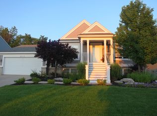 2317 Beatrice Dr NE, Grand Rapids, MI 49505