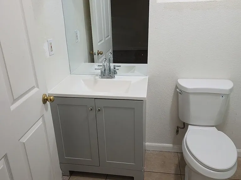 9217 Beech Ave #C — Photo 16