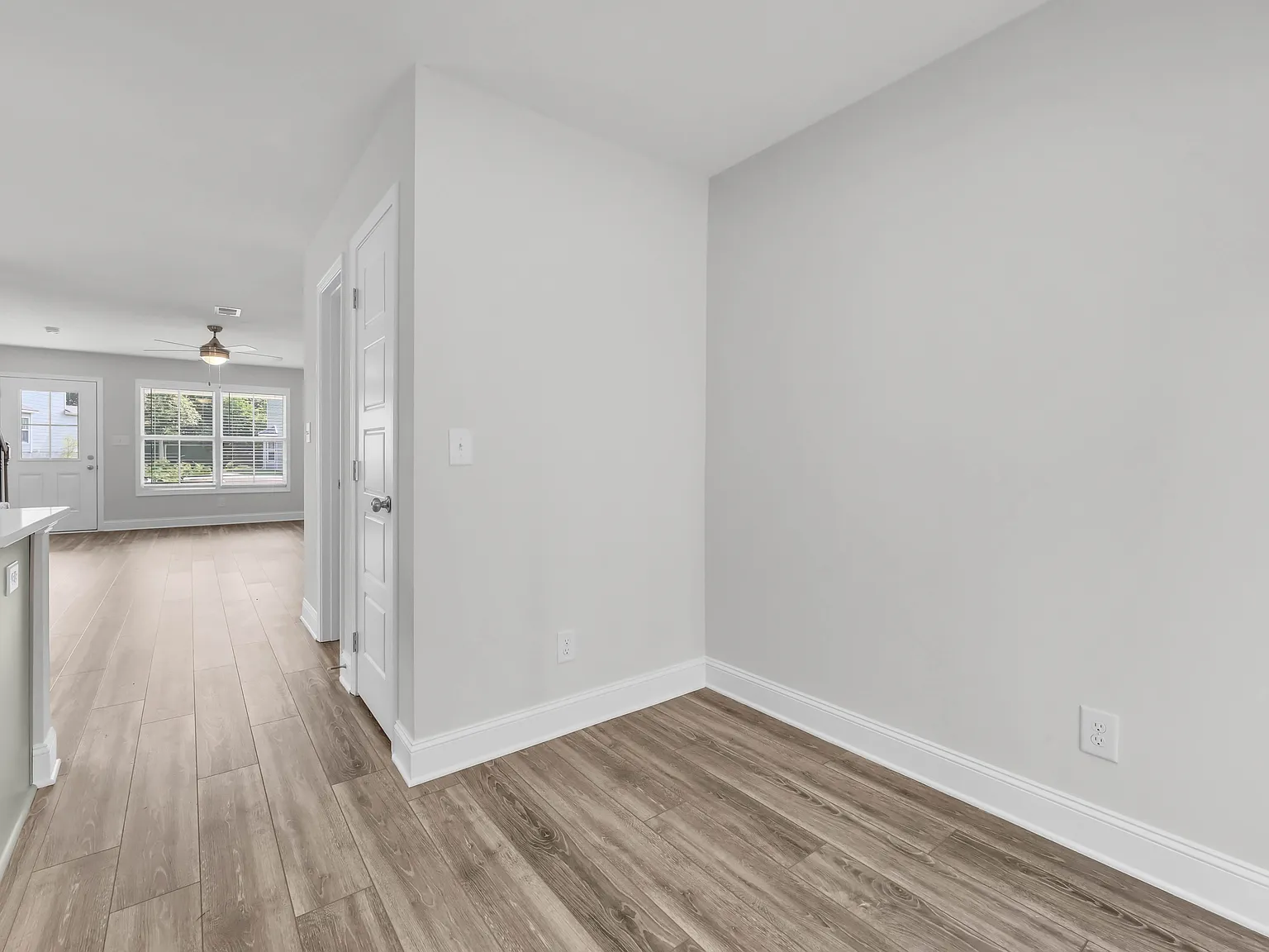 237 Limestone Point Drive - 1 — Photo 4