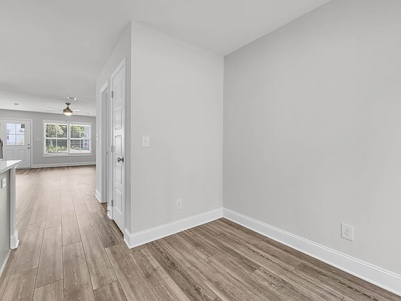 4th image of 237 Limestone Point Dr