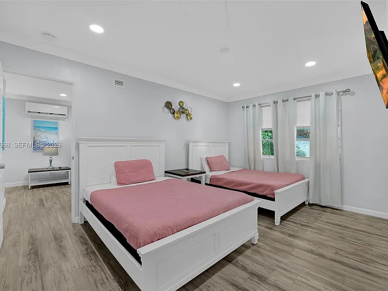 1716 SW 11th Ct #3 — Photo 8