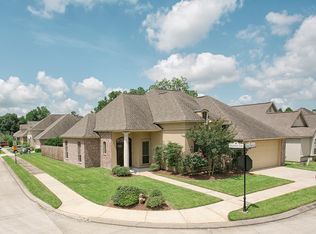 10032 Rose Pine Ln, Baton Rouge, LA 70809