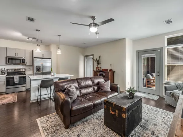 1638 54th Ave N #105, Nashville, TN 37209