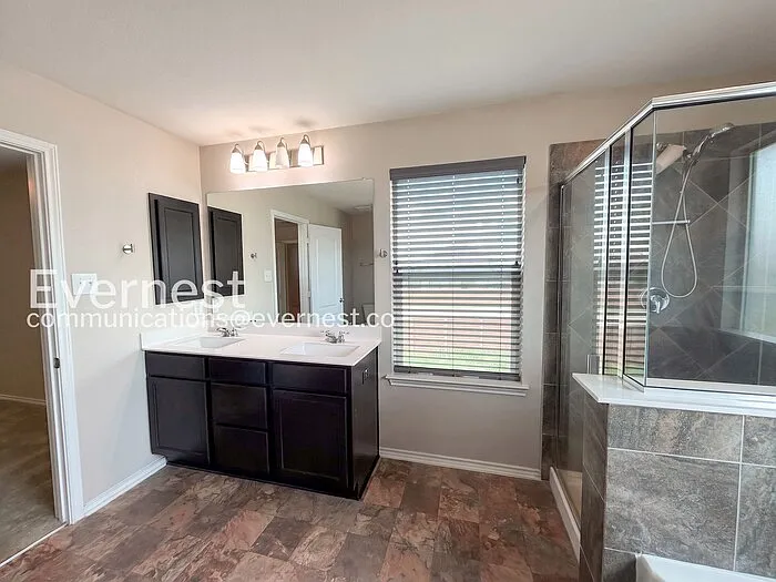 13700 Vigilance St — Photo 11