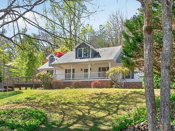2nd image of 689 Mutton Hollow Rd