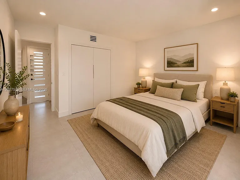 740 NE 199th St #102G — Photo 14