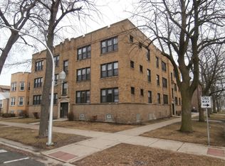 2540 W Albion Ave #2F, Chicago, IL 60645