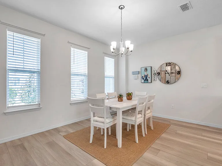 4966 Avalon Park Blvd — Photo 12