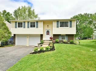 115 Valleyview Dr, Cranberry Township, PA 16066