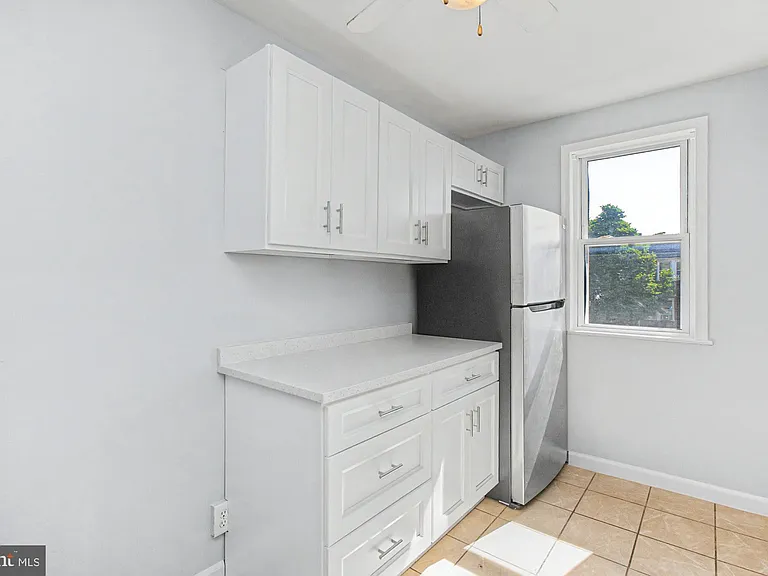 416 Hornel St #2 — Photo 9