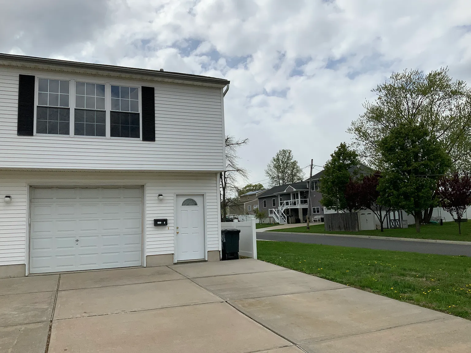 2 bed, 1000 sqft, $2,675 — Photo 4