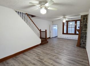 475 Markle St, Philadelphia, PA 19128