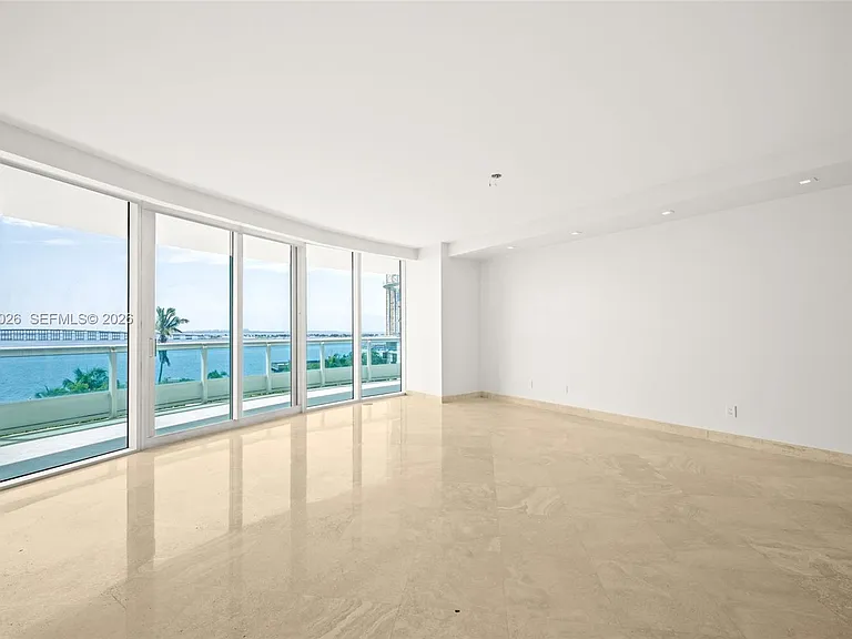 1643 Brickell Ave #702 — Photo 2