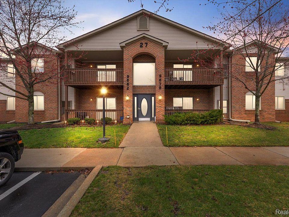 1st image of 9678 Sawgrass Ct #5
