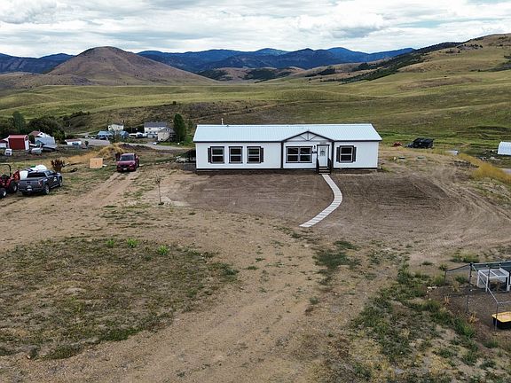 2nd image of 11865 N Highway 34