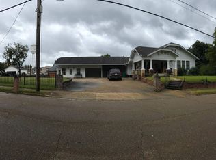 309 W Adams St, Kosciusko, MS 39090