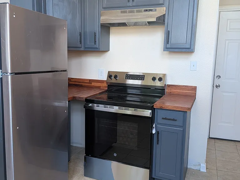 3124 E 5th Ave — Photo 17