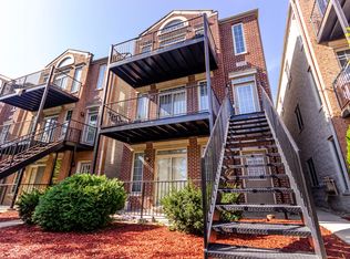 7254 S Bennett Ave #3, Chicago, IL 60649