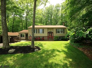 50 Charlotte St, Port Matilda, PA 16870