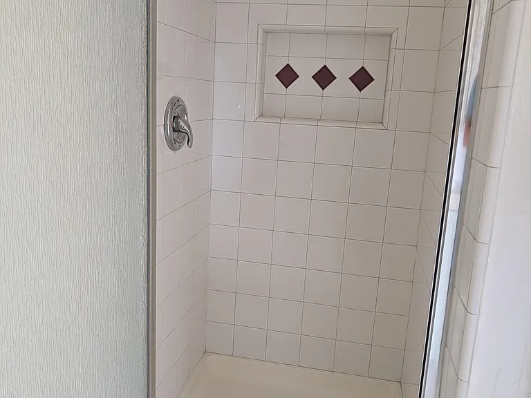 2285 Comstock St #1 — Photo 7