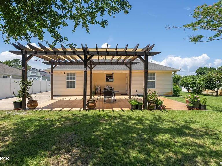 420 Water Oak Cir — Photo 11