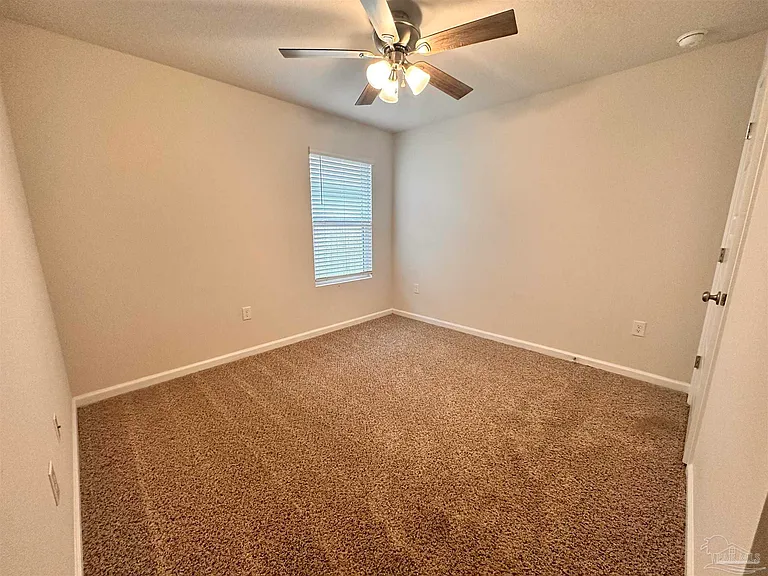 1040 Lovebird Ct — Photo 18