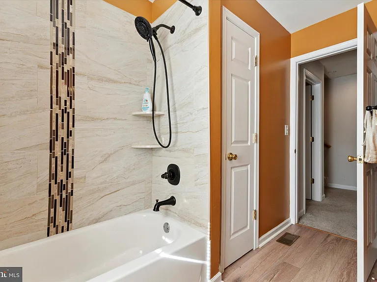 535 Gerhard St #1 — Photo 18
