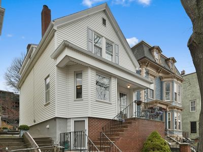 118 Lexington St, East Boston, MA, 02128