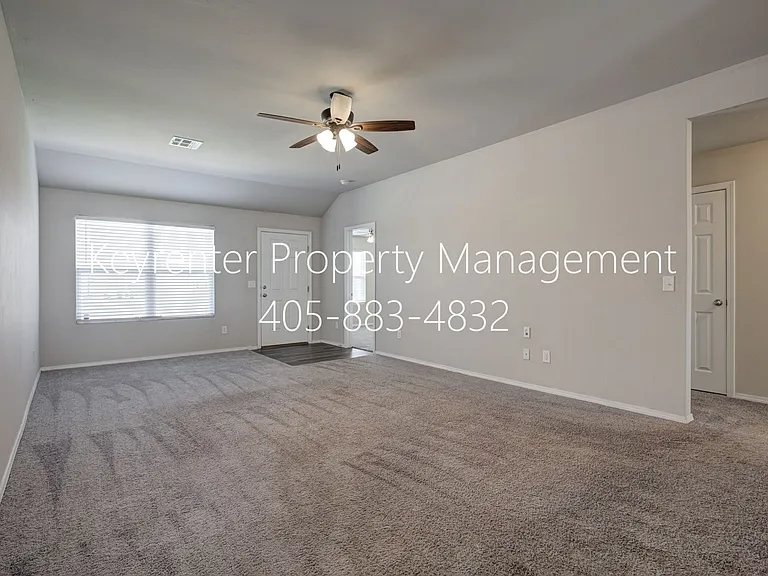 440 Fox Den Dr — Photo 30