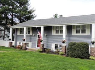 4 Brewster Rd, Monroe, NY 10950