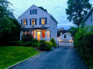 61 Elm Ave, Larchmont, NY