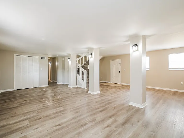 2216 Leda Ave S — Photo 9