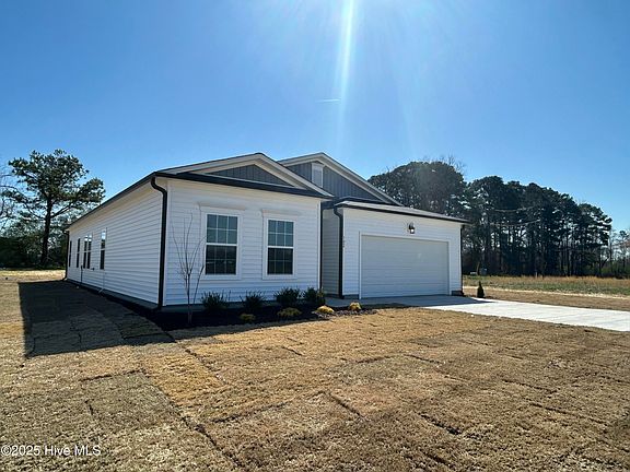 2nd image of 102 Johnson Ridge Way