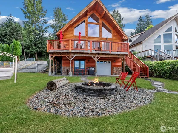 39716 24th Avenue Ct S, Roy, WA 98580