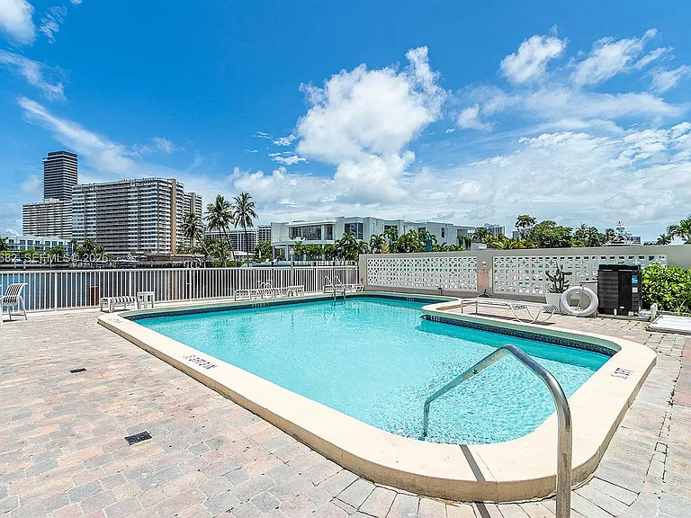 121 Golden Isles Dr #201 — Photo 37