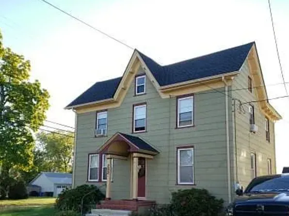 202 Broad St #A, Elmer, NJ 08318