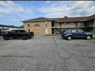 4518 Y A Tittle Ave APT 9, Baton Rouge, LA 70820