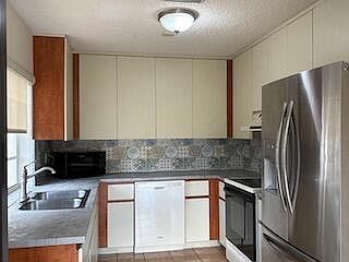 5th image of 1361 Springside Drive