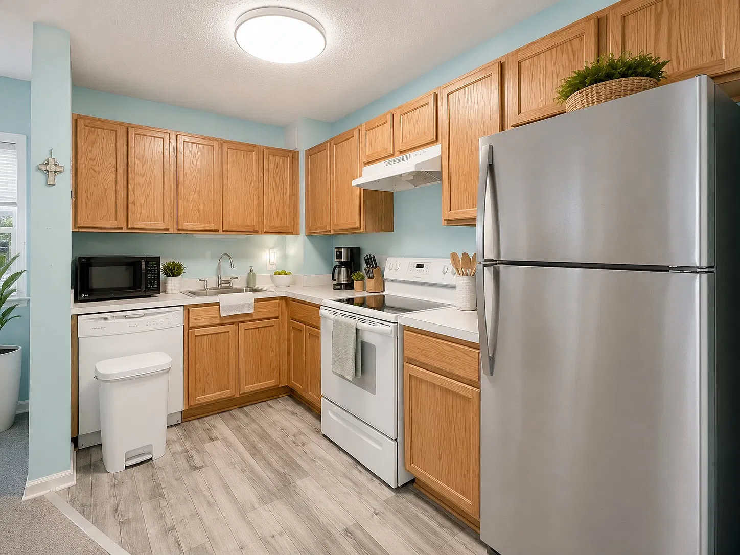1 bed, 650 sqft, $2,400 — Photo 2