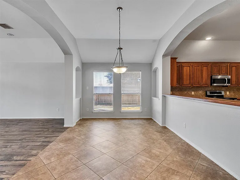 5643 Walnut Glen Ln — Photo 23