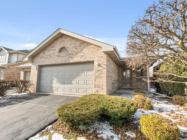 17330 Carlyle Ct, Tinley Park, IL 60487