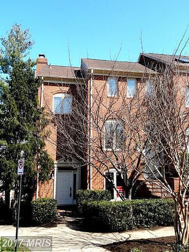 1st image of 1859 N Uhle St