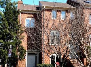 1859 N Uhle St, Arlington, VA 22201