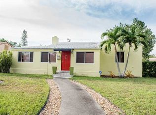 490 NE 110th St, Miami, FL 33161