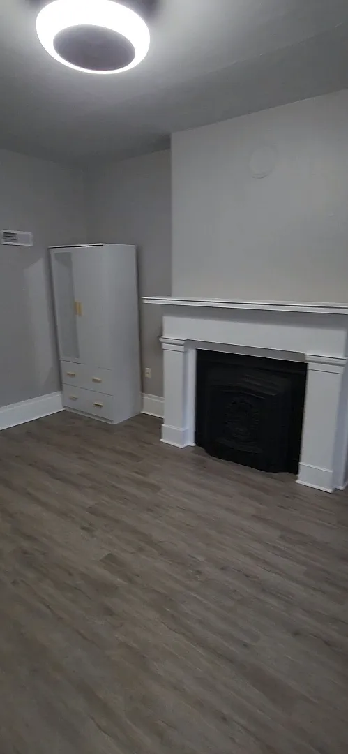 4 bed, 1592 sqft, $2,600 — Photo 3