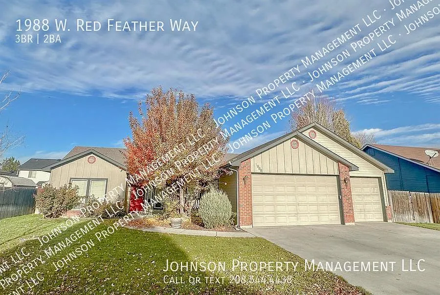 1988 W Red Feather Way