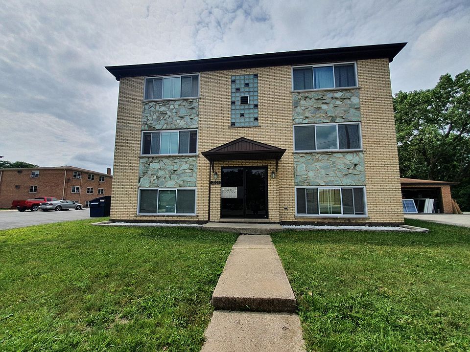1st image of 3901 W 123rd St #1W