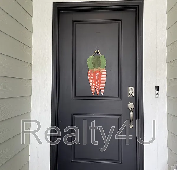 1088 E Waterway Ln #1 — Photo 2